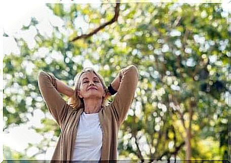 An older woman who likes how nature helps relieve stress.